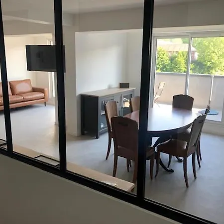 Loft Reve Du Soir 125 M2 Climatise 350 M De La Gare Apartment Lourdes Exterior photo