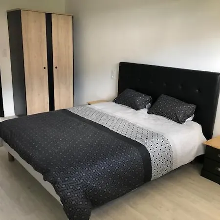 Loft Reve Du Soir 125 M2 Climatise 350 M De La Gare Apartment Lourdes Exterior photo